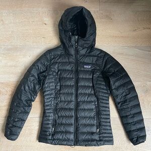 Patagonia Down Sweater Hoody black, women’s, X-Small Jacket Extra Small 🏔️ warm